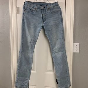 Levi jeans mens 511 style size 31x32, light colored super soft, like new